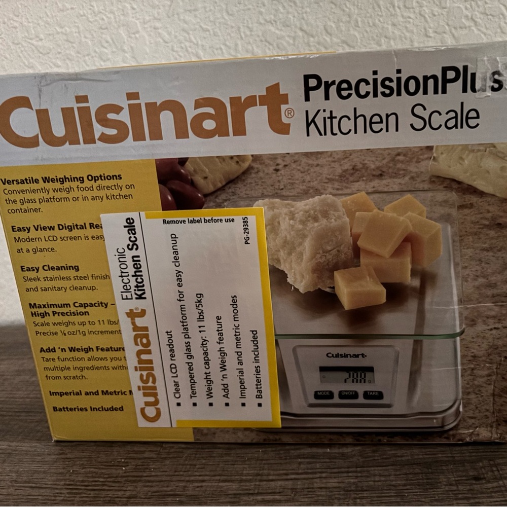 NEW Cuisinart Digital Kitchen Scale in Box